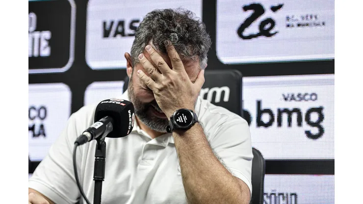 Alexandre Mattos em coletiva pelo Vasco -Foto: Thiago Ribeiro/AGIF