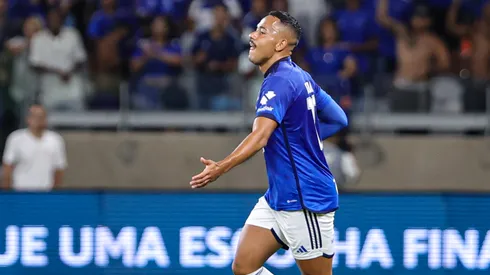 Rafael Papagaio marcou gol na vitória do Cruzeiro sobre o Uberlândia – Foto: Gilson Lobo/AGIF