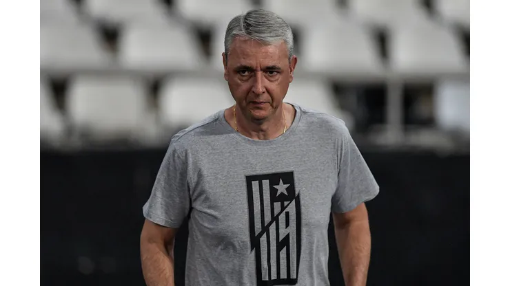 Ex-treinador do Botafogo, Tiago Nunes está próximo de novo clube - Foto: Thiago Ribeiro/AGIF