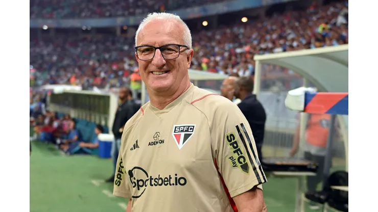 Dorival Júnior treinava o São Paulo quando foi convidado para assumir a Seleção Brasileira - Foto: Walmir Cirne/AGIF