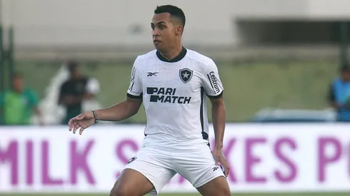Volante não tem sido aproveitado no Botafogo. Foto: Vitor Silva/Botafogo