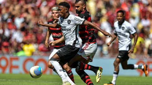 O Botafogo superou Flamengo em pleno Maracanã.