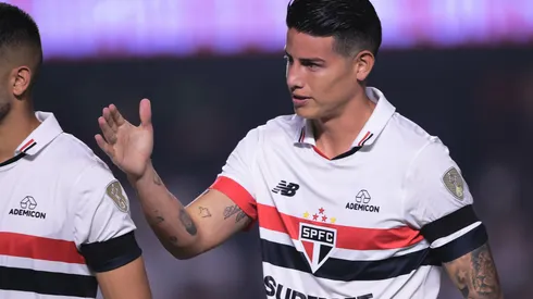 James Rodríguez deve começar entre os reservas - Foto: Ettore Chiereguini/AGIF