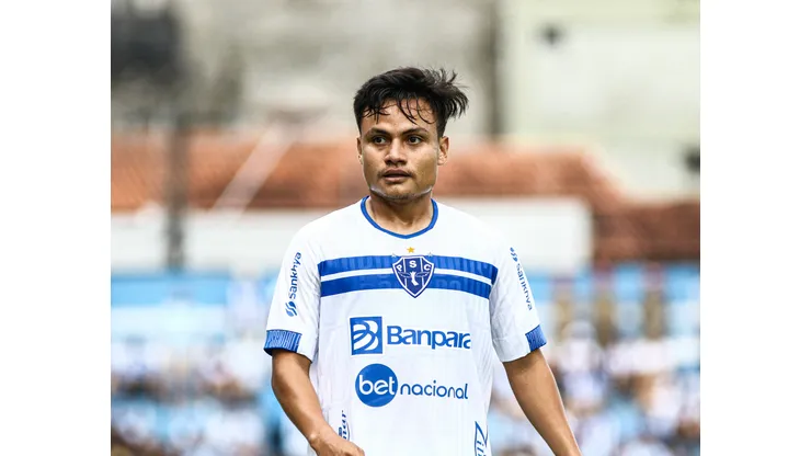 Esli Garcia jogador do Paysandu durante partida contra o Castanhal no estadio Curuzu pelo campeonato Paraense 2024. Marcos Junior/AGIF
