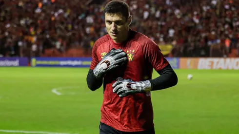 Denis goleiro do Sport