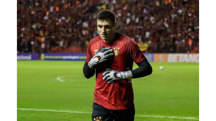 Denis goleiro do Sport