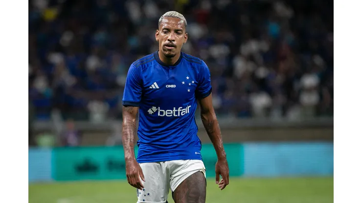 Matheus Pereira jogador do Cruzeiro durante partida contra o América-MG no Mineirão pelo campeonato Mineiro 2024.