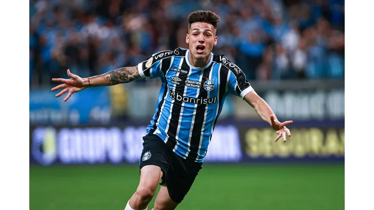 Besozzi soma oito partidas na temporada - Foto: Maxi Franzoi/AGIF