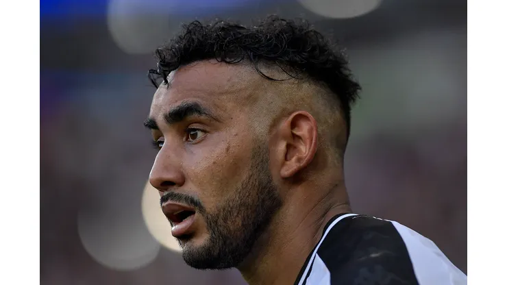 Payet desfalcará o Vasco. Foto: Thiago Ribeiro/AGIF