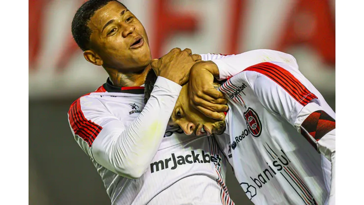 Guilherme Beléa, com a camisa do Brasil de Pelotas, na Série B de 2023.