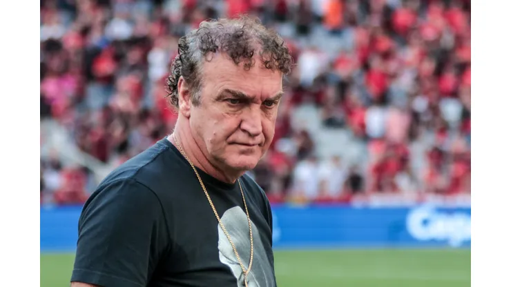 Cuca tecnico do Athletico-PR durante partida contra o Internacional no estadio Arena da Baixada pelo campeonato Brasileiro A 2024. Robson Mafra/AGIF