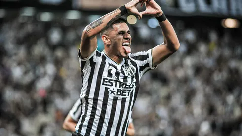 David Ricardo jogador do Ceara comemora seu gol durante partida contra o Botafogo-SP no estadio Arena Castelao pelo campeonato Brasileiro B 2023. Foto: Kely Pereira/AGIF