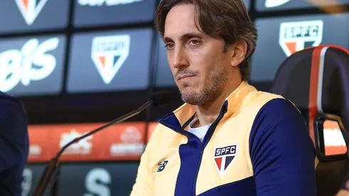 Zubeldía é apresentado no São Paulo. Foto: Marcello Zambrana/AGIF