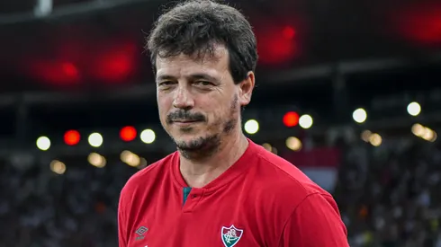 Fernando Diniz soltou o verbo na coletiva – Foto: Thiago Ribeiro/AGIF