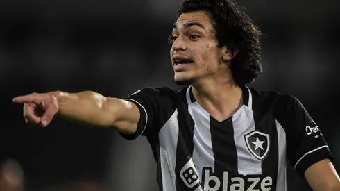 Matheus Nascimento uma das revelações do Botafogo.
