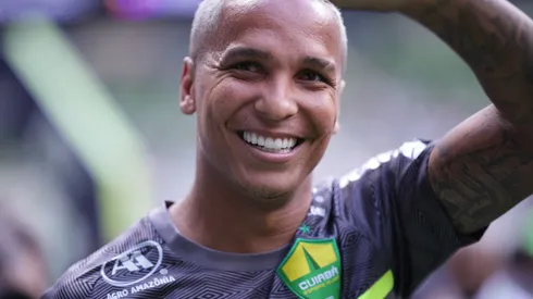 Deyverson jogador do Cuiaba durante partida contra o Palmeiras no estadio Arena Allianz Parque pelo campeonato BRASILEIRO A 2023. Torcedores pediram o centroavante. Foto: Ettore Chiereguini/AGIF
