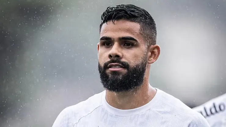 Felipe Jonatan, futuro jogador do Fortaleza, durante treino do Santos. Raul Baretta/Santos FC