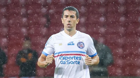 Carlos De Pena jogador do Bahia durante partida contra o Internacional no estádio Beira-Rio pelo campeonato Brasileiro A 2024.