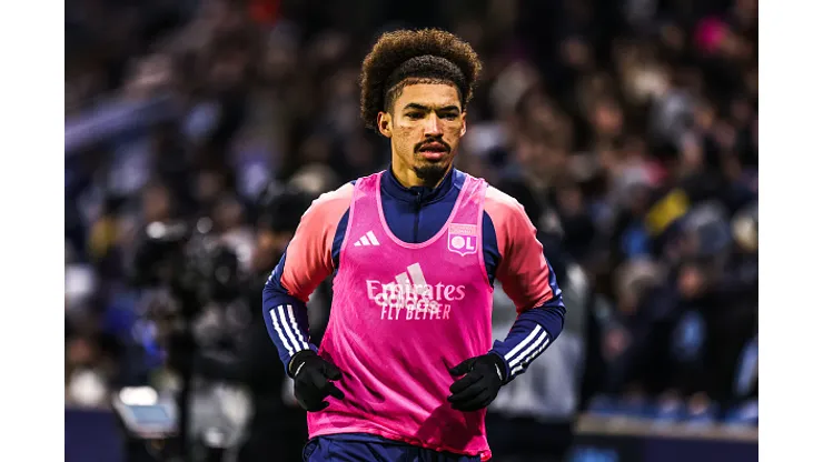 Adyelson, jogador do Lyon-FRA especulado no Internacional