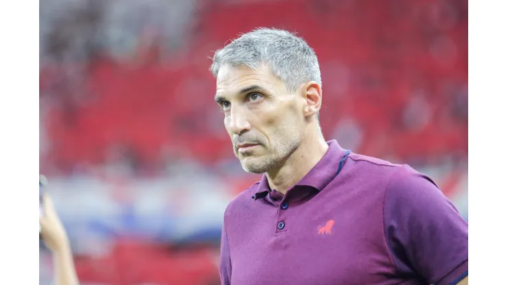 Vojvoda tecnico do Fortaleza durante partida contra o Ceara no estadio Arena Castelao pelo campeonato Copa Do Nordeste 2024. Lucas Emanuel/AGIF