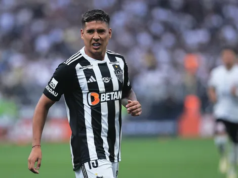 Atlético fica na bronca com arbitragem após entrada de Fagner em Zaracho 