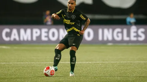 Rafael em ação durante confronto no Campeonato Carioca de 2024.