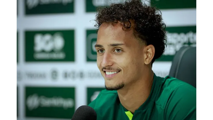 Morelli está empolgado com sua nova fase. Foto: Rosiron Rodrigues / Goiás E.C.