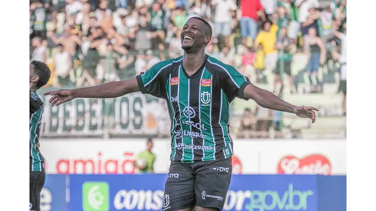 Vilar foi um dos destaques do Maringá no Campeonato Paranaense - Foto: Fernando Teramatsu/AGIF