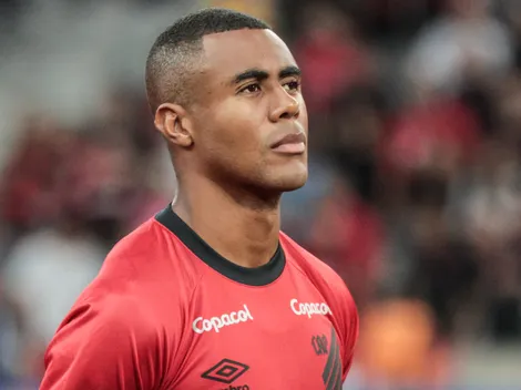 Athletico anuncia renovação com Erick que despertou atenção de rivais em 2024  