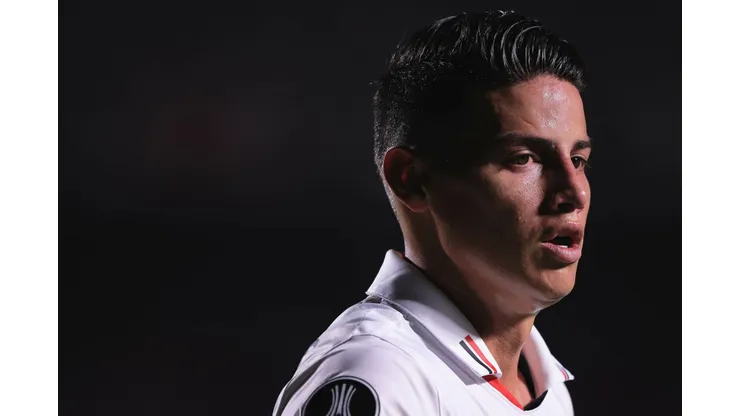 SP - SAO PAULO - 10/04/2024 - COPA LIBERTADORES 2024, SAO PAULO X COBRESAL - James Rodriguez jogador do Sao Paulo durante partida contra o Cobresal no estadio Morumbi pelo campeonato Copa Libertadores 2024. Foto: Ettore Chiereguini/AGIF