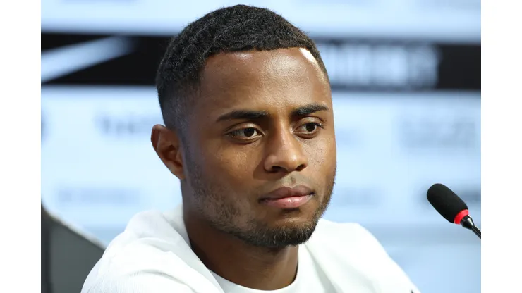 Diego Palacios durante sua apresentação oficial como jogador do Corinthians em coletiva de imprensa realizada no CT Joaquim Grava.