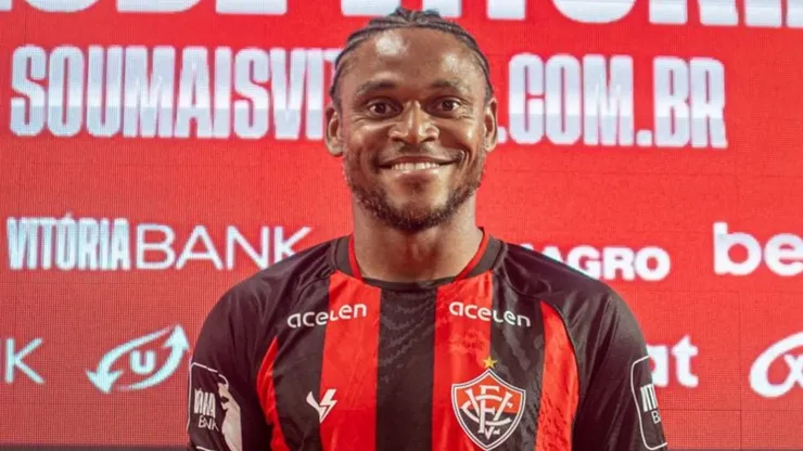 Luiz Adriano, jogador do Vitória. Victor Ferreira/EC Vitória