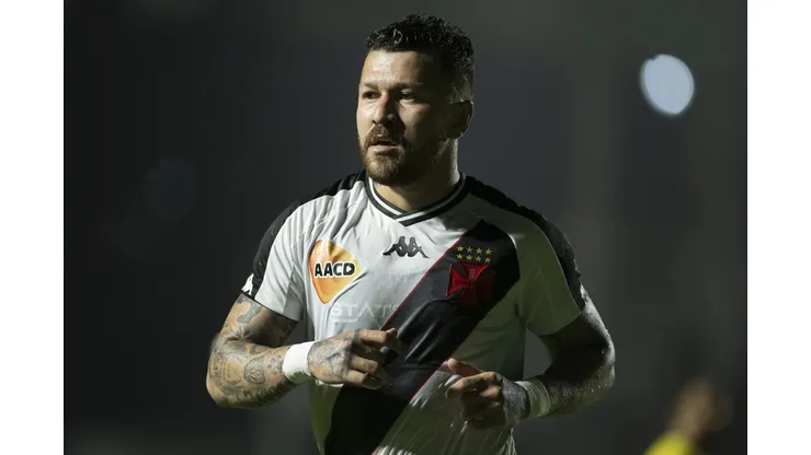 Rossi pode deixar o Vasco em breve. Foto: Jorge Rodrigues/AGIF