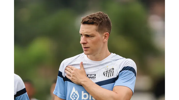 Furch deve chegar para ser o homem de referência no ataque do Fortaleza.