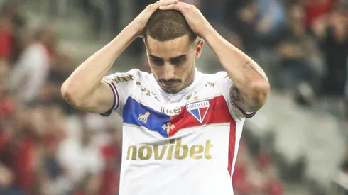Thiago Galhardo se envolveu em polêmica após o Clássico-Rei – Foto: Gabriel Machado/AGIF