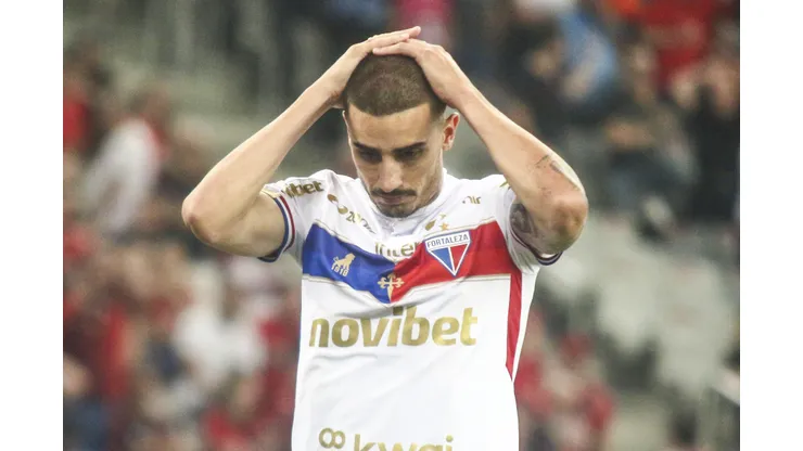Thiago Galhardo se envolveu em polêmica após o Clássico-Rei - Foto: Gabriel Machado/AGIF