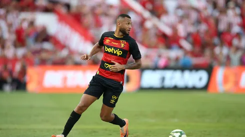 Atacante tem feito uma excelente temporada no Leão.