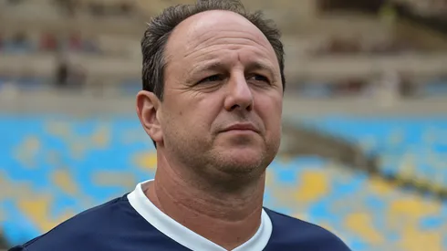 Rogerio Ceni técnico do Bahia durante partida contra o Flamengo no estádio Maracanã pelo campeonato Brasileiro A 2023. Demissão do treinador é pedida. Foto: Thiago Ribeiro/AGIF