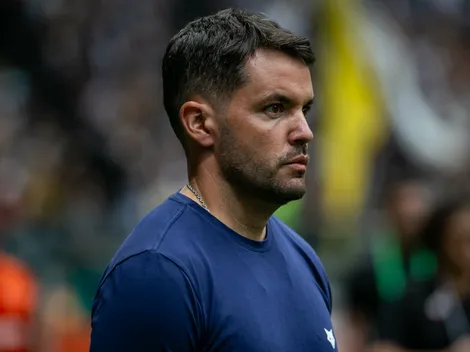 Larcamón relaciona quase todo elenco do Cruzeiro, mas tem uma dúvida