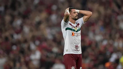 Renato Augusto durante confronto contra o Flamengo no Campeonato Carioca.