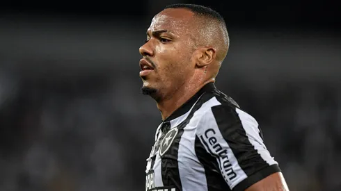 Marlon Freitas jogador do Botafogo