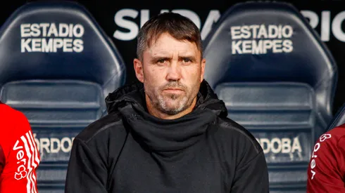 Eduardo Coudet técnico do Internacional antes da partida contra o Belgrano no estádio Mario Kempes pela Copa Sul-Americana. Lucas Gabriel Cardoso/AGIF