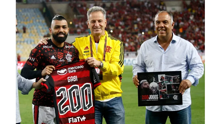Landim adota postura mais rígida quando o assunto é Gabigol. Foto: Wagner Meier/Getty Images