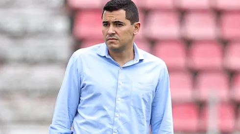 Pedro Martins durante confronto contra o Athletic no Campeonato Mineiro de 2024.