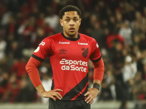 Empresário de Vitor Roque fala sobre futuro do atacante no Barcelona