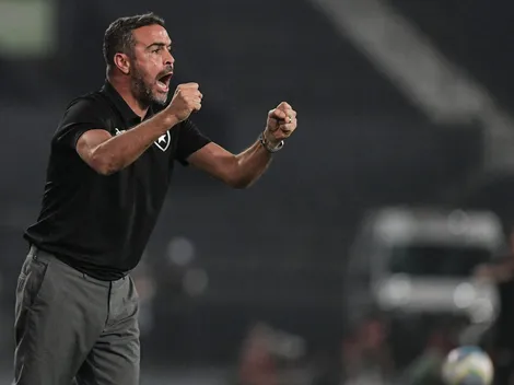 Savarino e +2 devem reforçar Botafogo diante do Corinthians