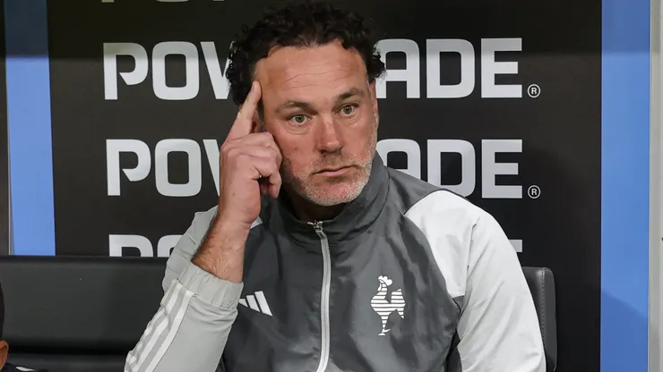 Gabriel Milito revelou situações dos bastidores - Foto: Gilson Lobo/AGIF