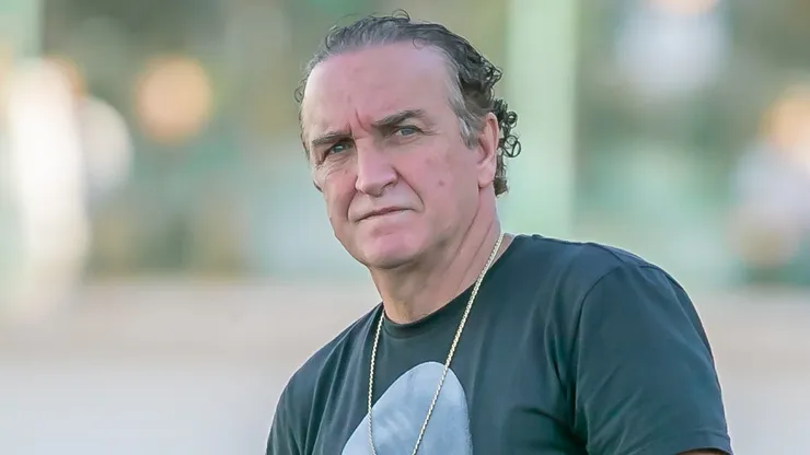 Cuca tecnico do Athletico-PR durante partida contra o Maringa no estadio Willie Davids pelo campeonato Paranaense 2024. Fernando Teramatsu/AGIF