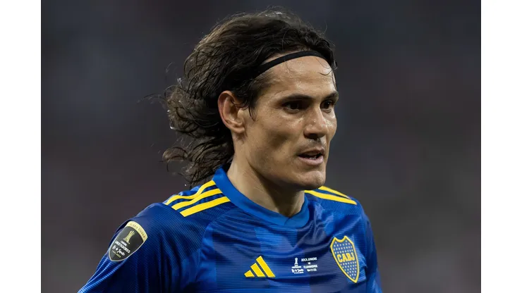 Cavani jogador do Boca Juniors durante partida contra o Fluminense no estádio Maracanã pelo campeonato Libertadores 2023. Atacante pode chegar ao time mineiro.