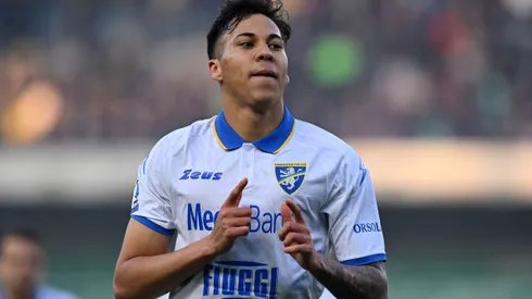 Kaio Jorge durante confronto contra o Frosinone no Campeonato Italiano.